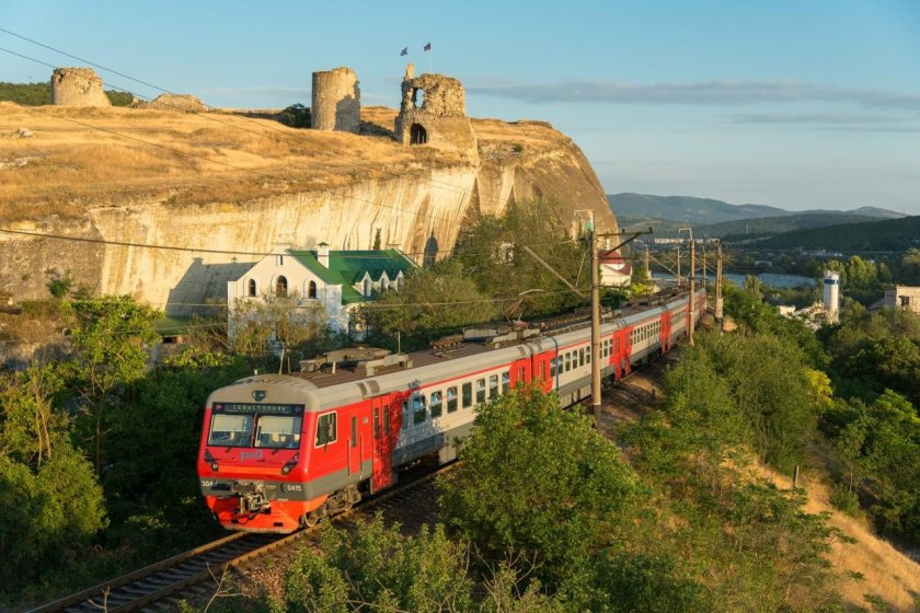 Электричка Севастополь Мекензиевы горы