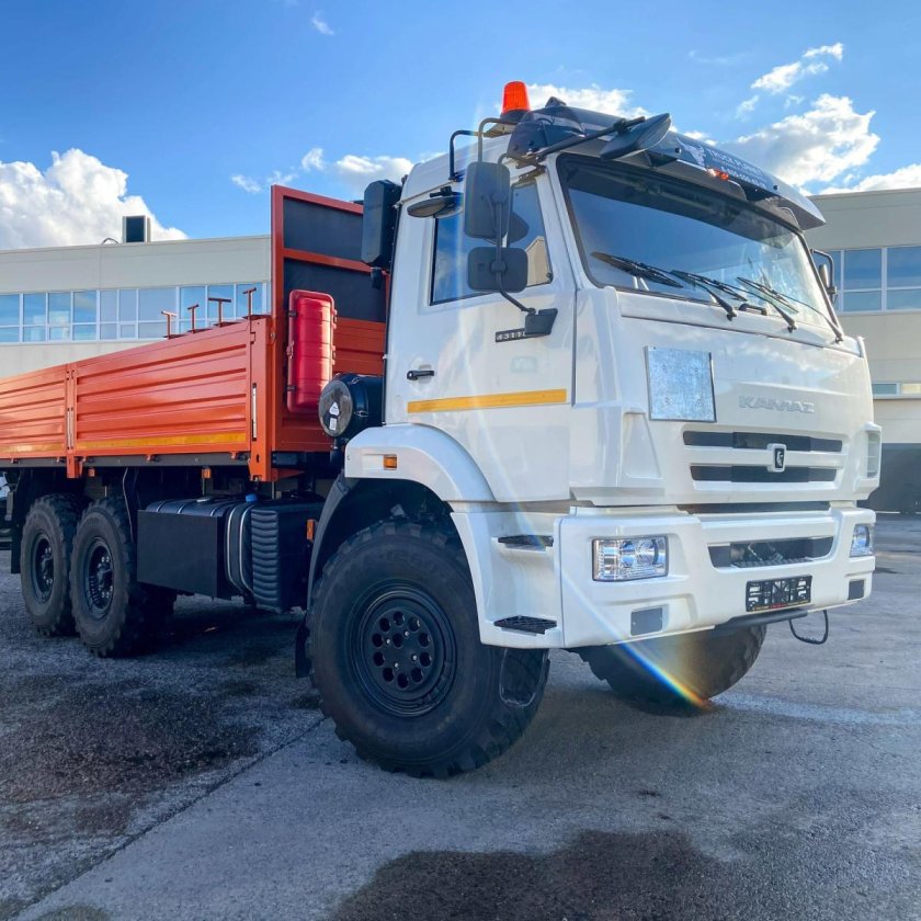 Бортовой камаз 43118