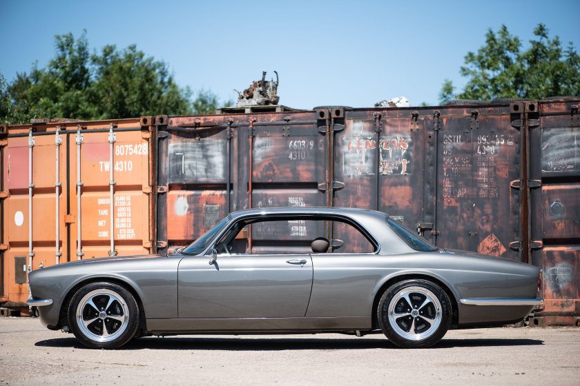 Ягуар XJ купе