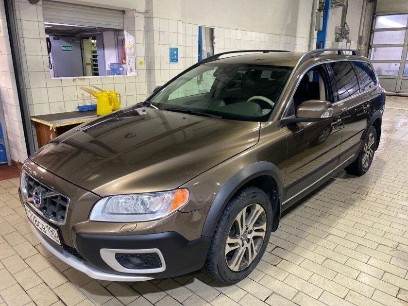 Volvo xc70 2011 2.4 TDI