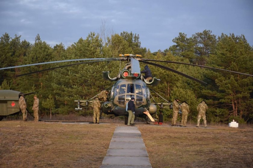 Ми-8 вертолёт