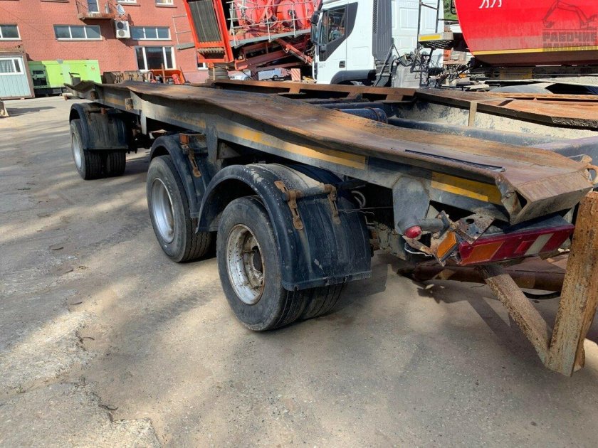 Контейнеровоз на шасси