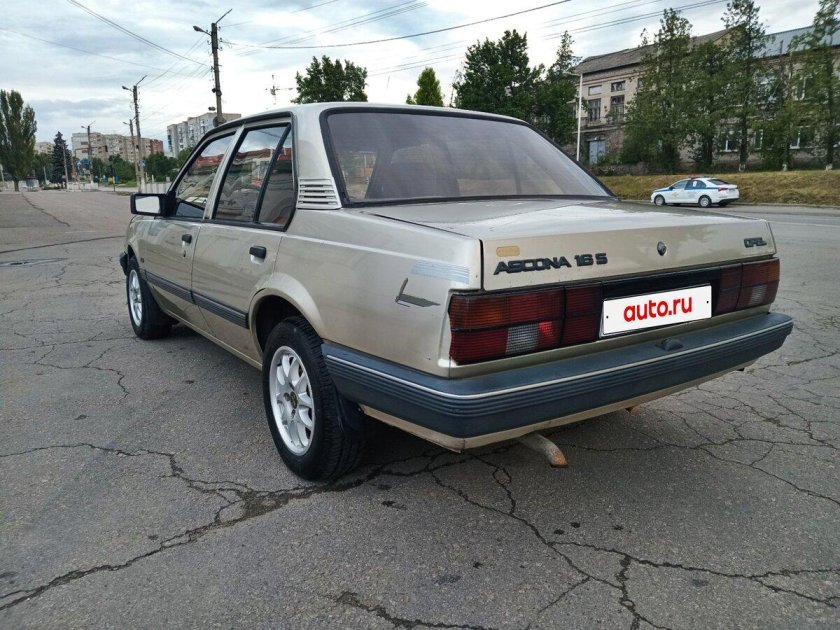 Опель аскона 1986