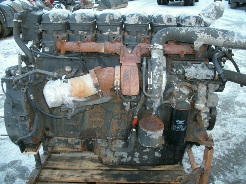 Двигатель грузовика