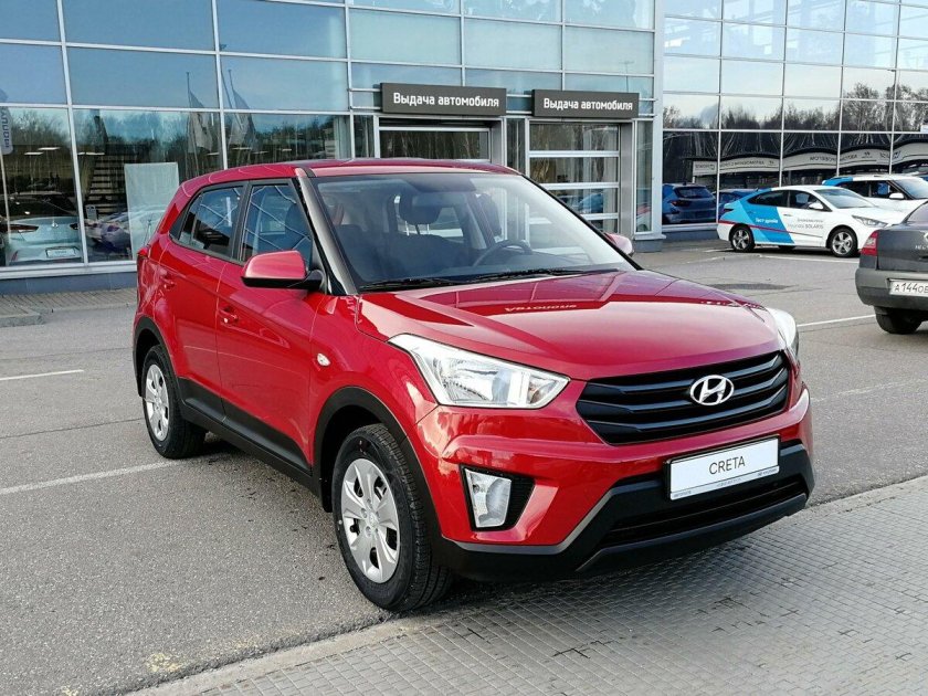 Hyundai creta красная