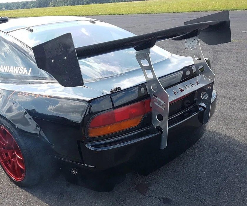 Спортивный спойлер