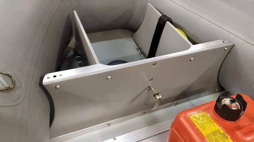 Носовой рундук лодки ПВХ Хантер 340