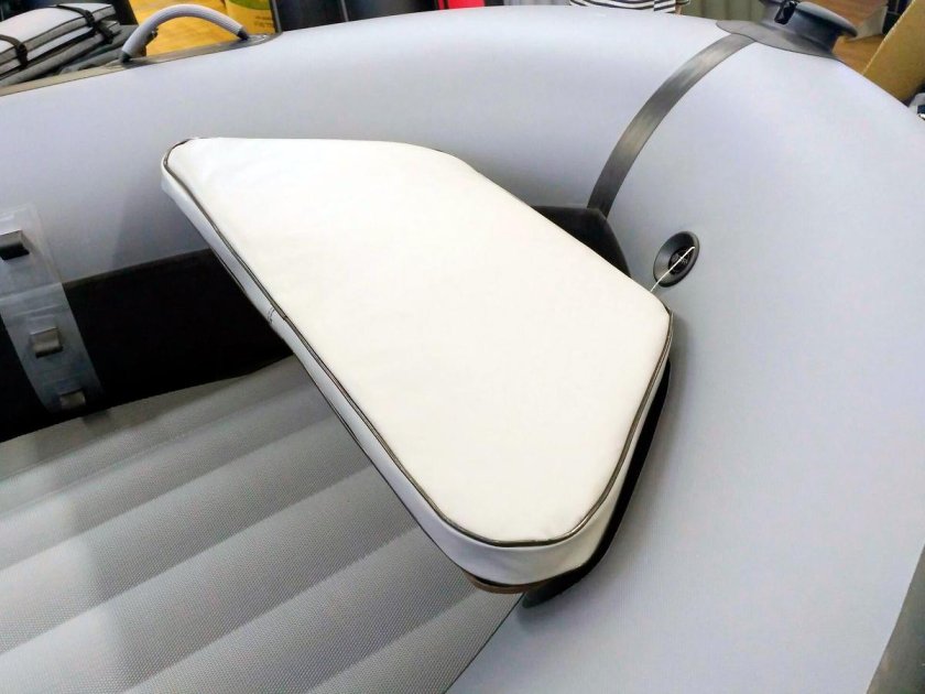 Поворотное кресло для лодки ПВХ С НДНД Альтаир 320