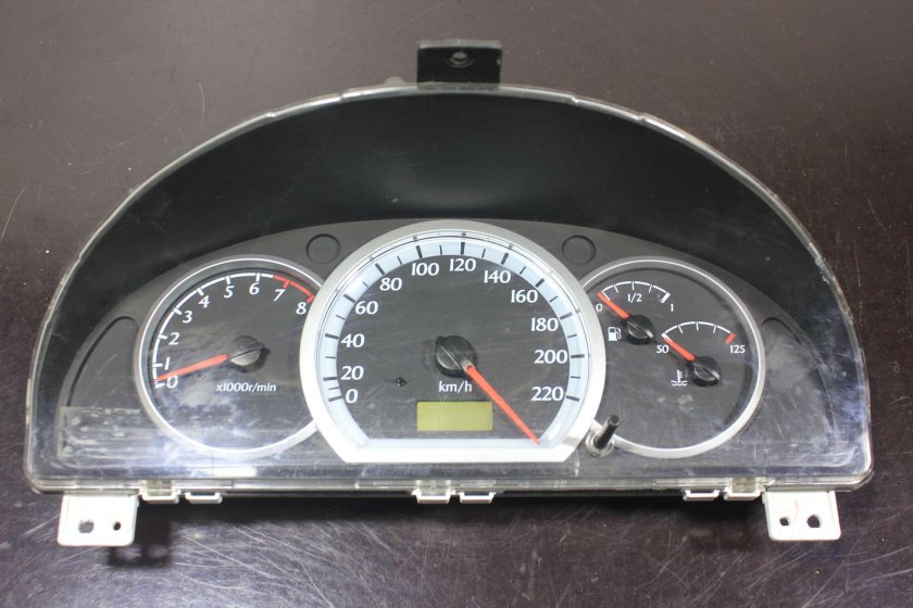 Панель приборов Дэу Нубира 1.6