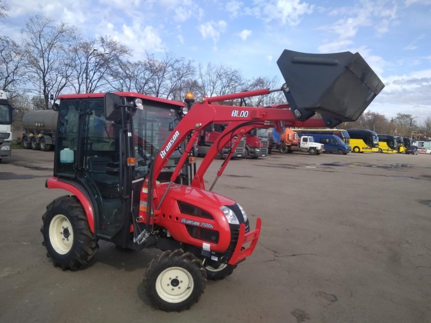 Трактор Kioti nx5020ch