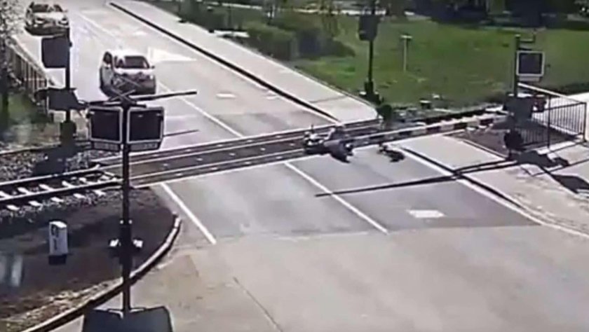 Железнодорожный переезд Америки