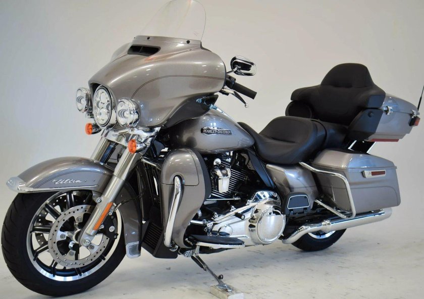 Харлей Дэвидсон Электра Глайд 2021