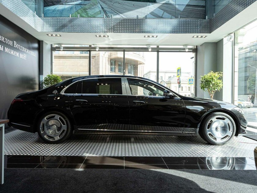 Mercedes benz maybach 580 2023 s class