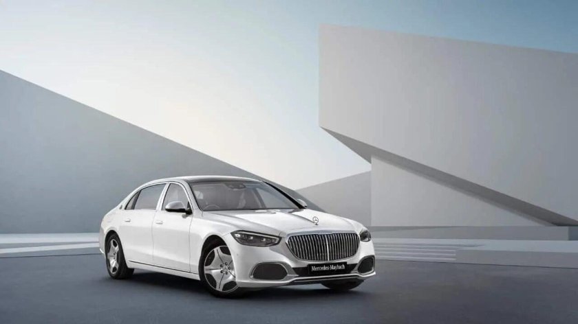 Мерседес Майбах 2022