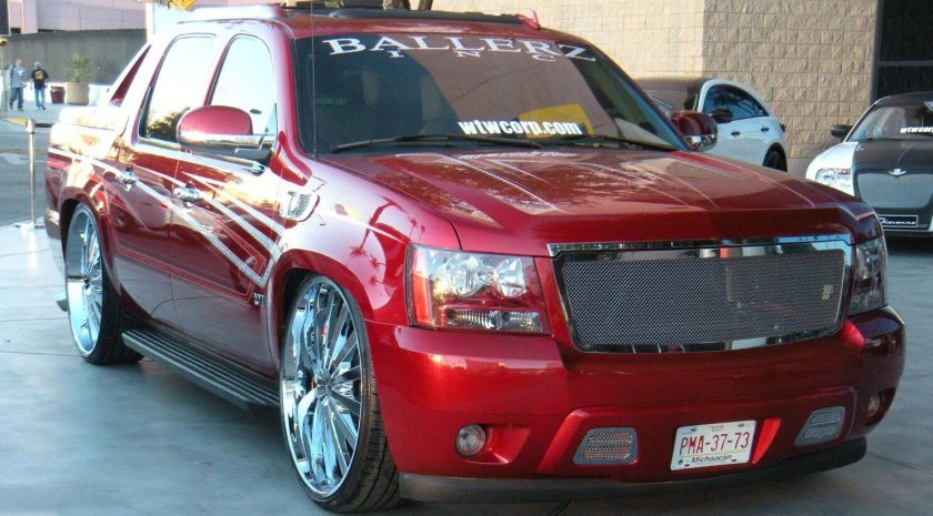 Avalanche Chevrolet 2012 Tuning