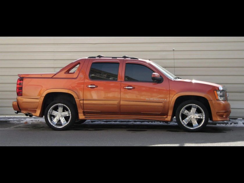Chevrolet Avalanche Custom