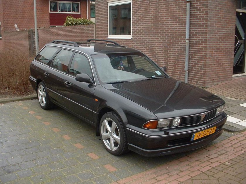 Mitsubishi Sigma Wagon