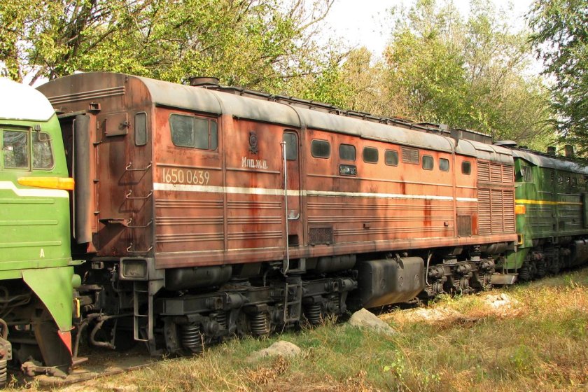 Трехсекционный тепловоз 3тэ10м