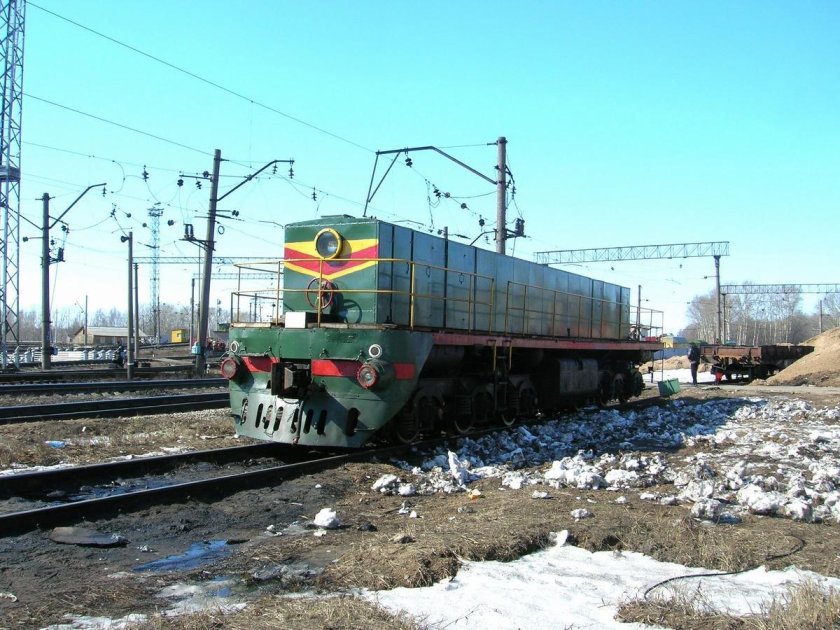 Тепловоз чмэ3 с бустером