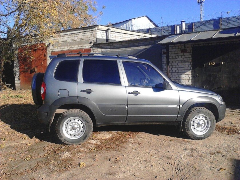 Шевроле Нива 2011