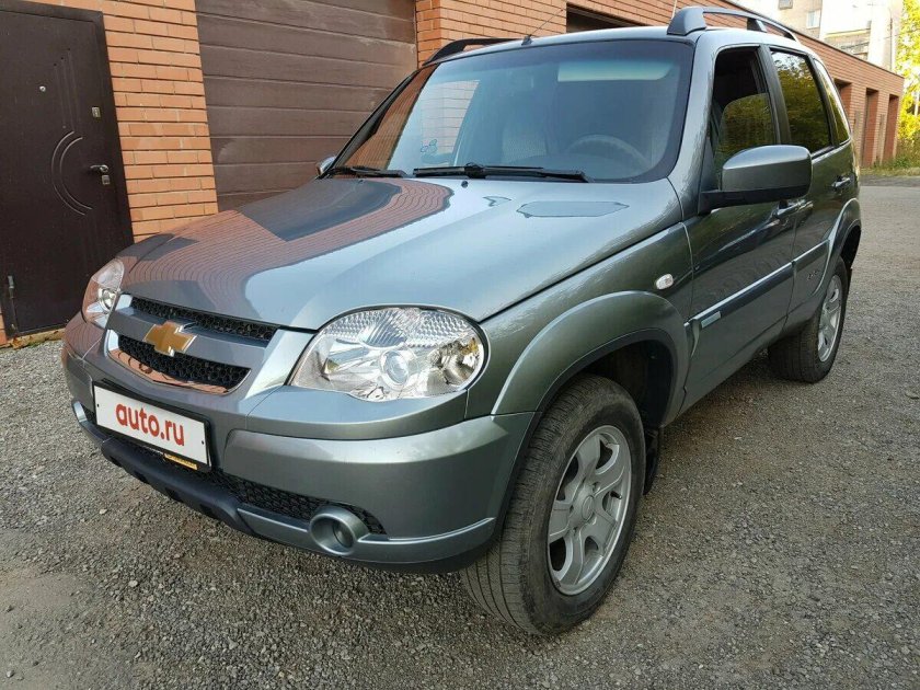 Chevrolet Niva 2012