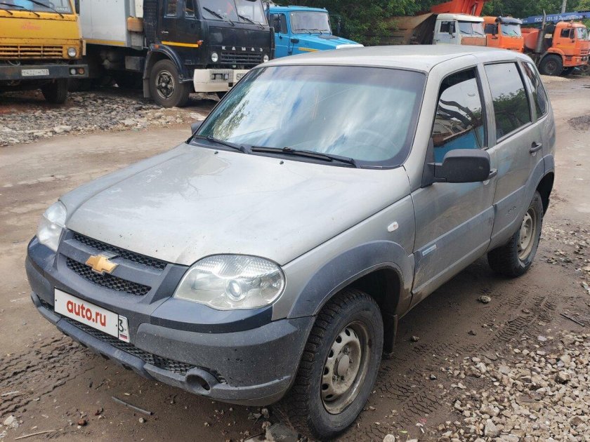 Chevrolet Niva 2004