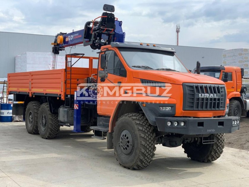 Урал Некст бортовой