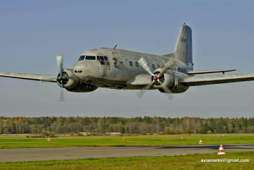 Ил-14 пассажирский самолёт