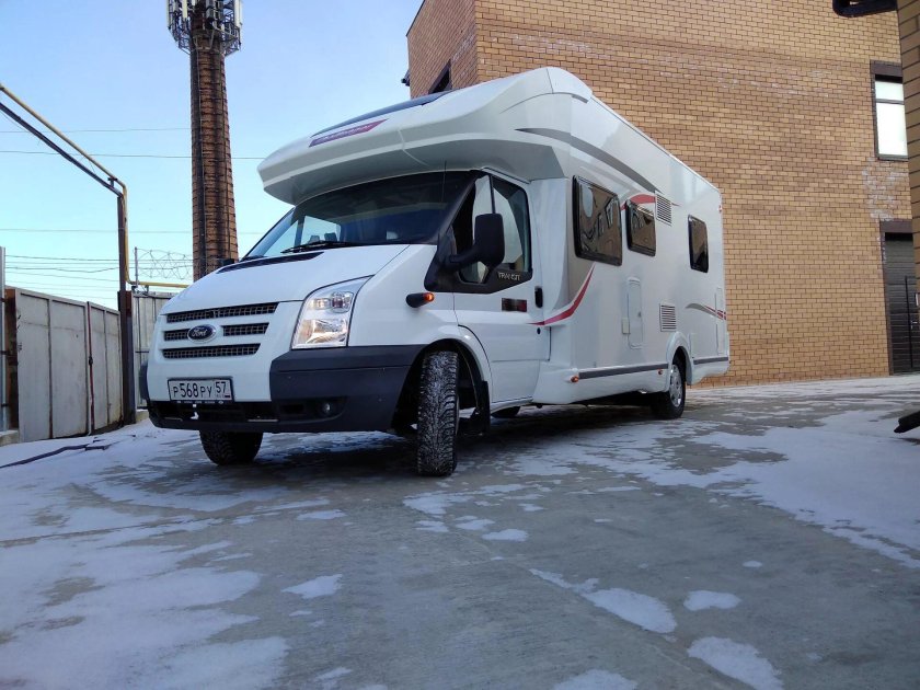 Автодом Ford Transit автодом