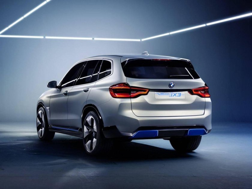 БМВ Икс 3