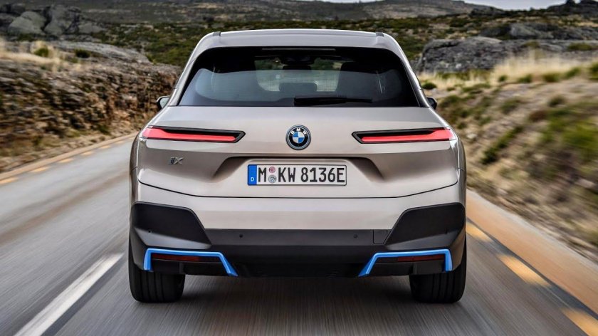 BMW IX 2021
