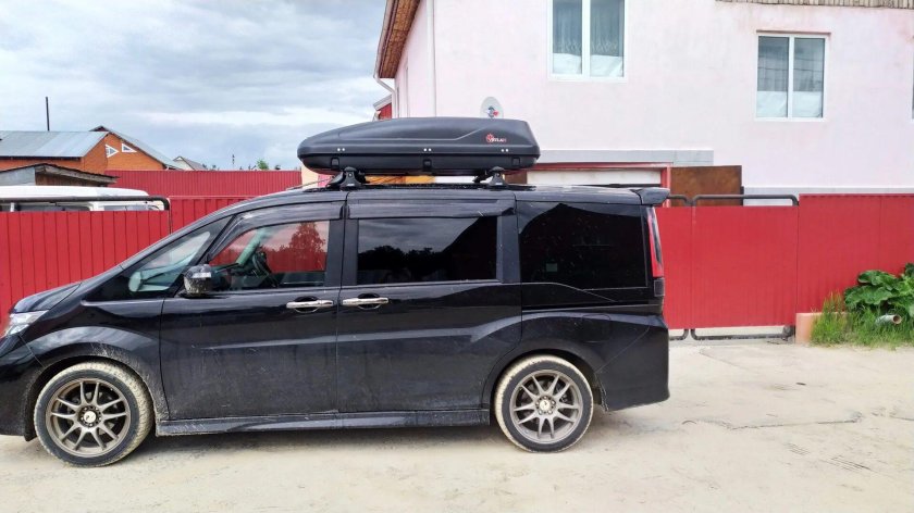 Honda Stepwgn бокс на крышу
