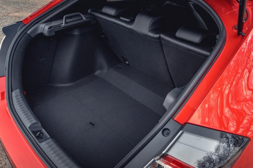 Хонда Цивик хэтчбек багажник