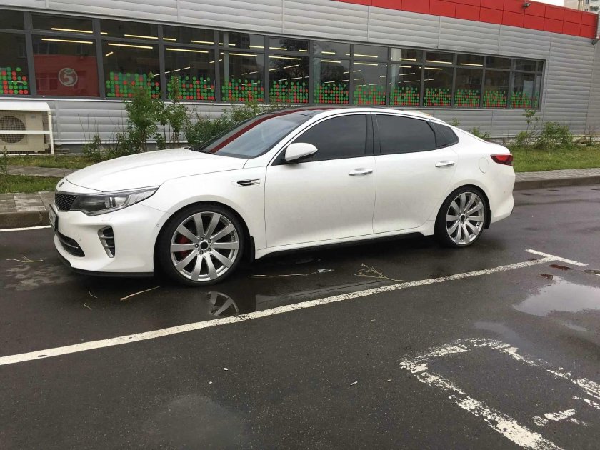 Kia Optima 4 r20