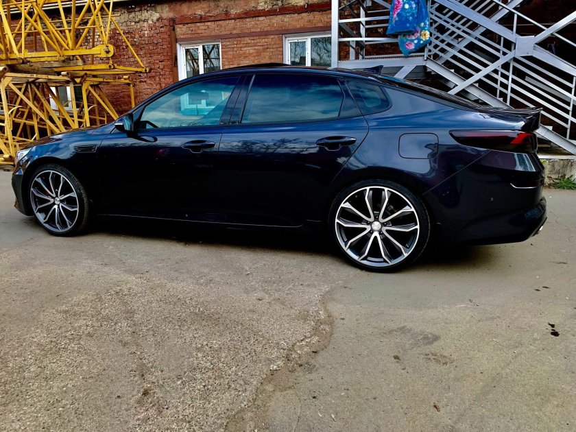 Kia Optima r18