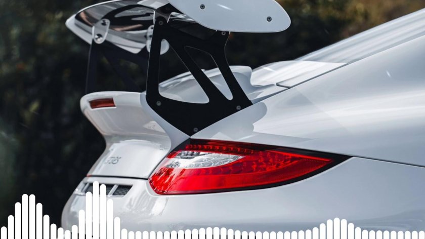 Порше со спойлером