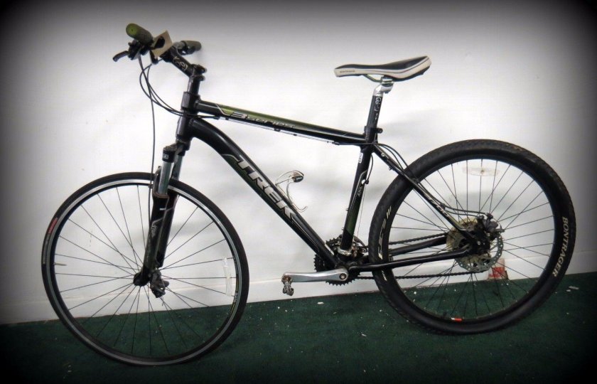 Trek 3 Series 3700