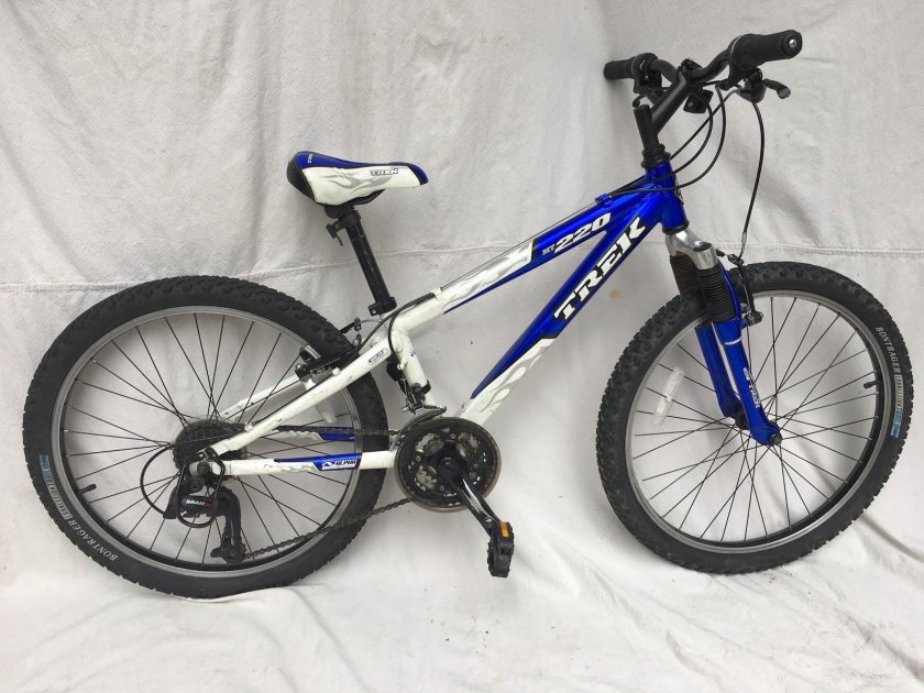 Велосипед трек мт220