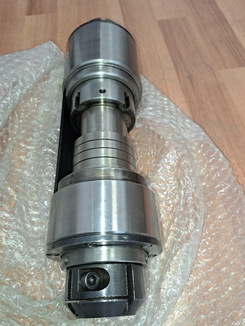 Шпиндель в сборе