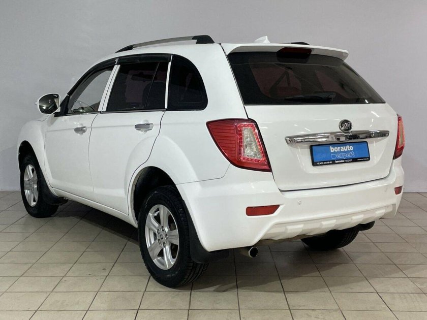 Лифан бежевый