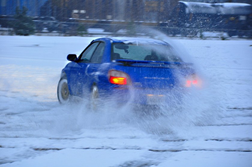 Субару зимний дрифт