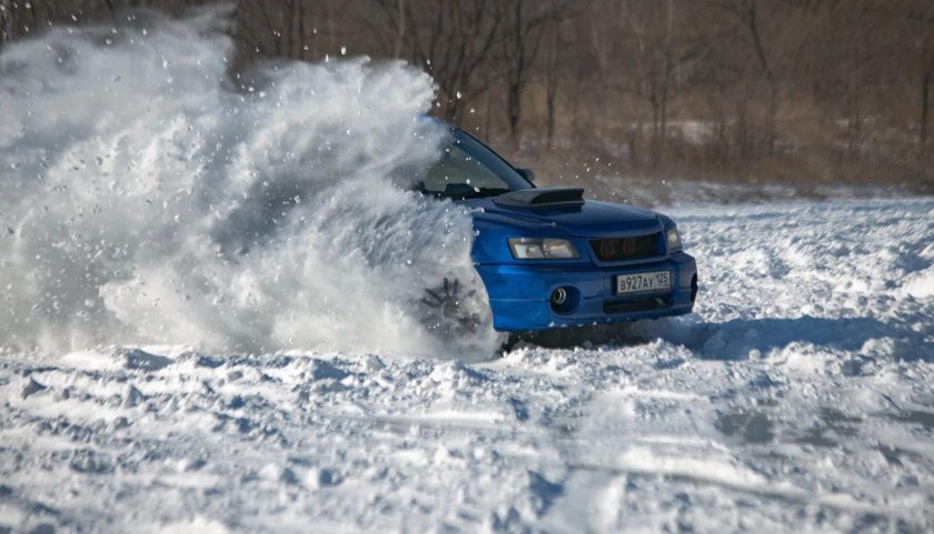 Субару зимний дрифт Форестер