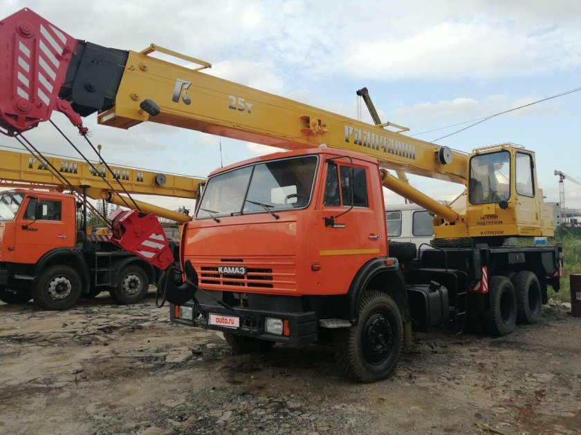 Автокран галичанин 25 тонн