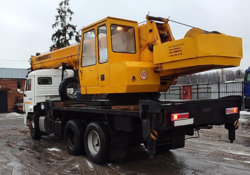 Автокран ивановец кс-45717к-1р