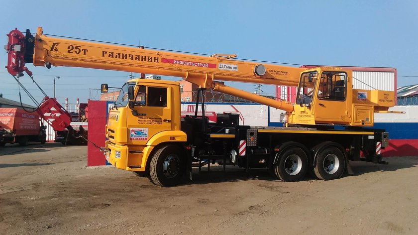 Автокран Галичанин 25 тонн