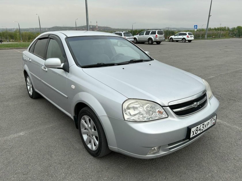 Шевроле лачетти 2008 серебристый