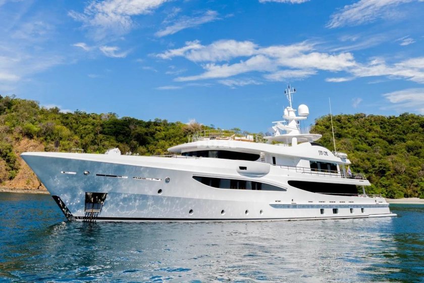 Yacht charter