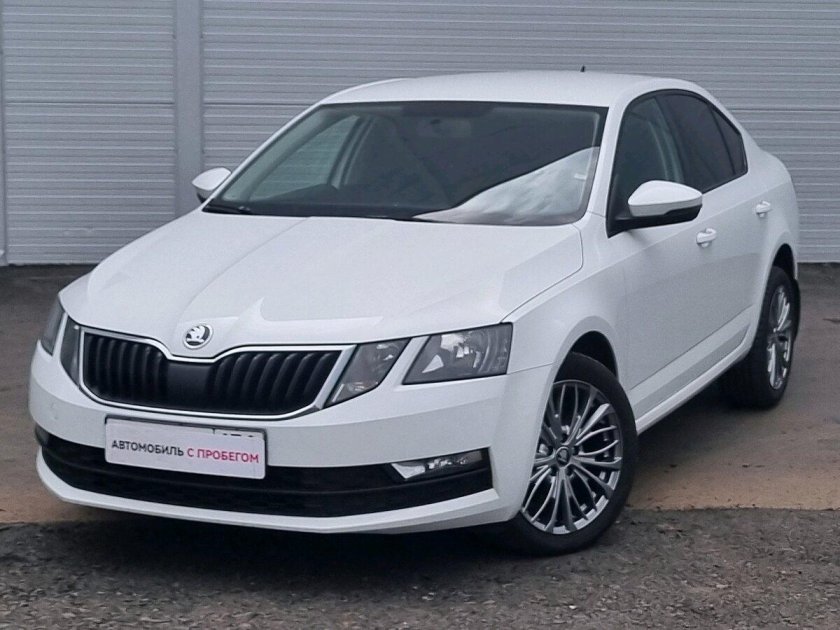 Skoda octavia 2017 — 2020 iii рестайлинг белый