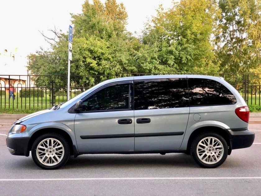 Додж Караван 4