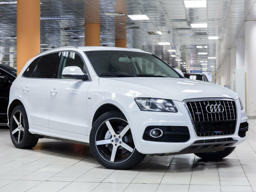 Audi q5 White